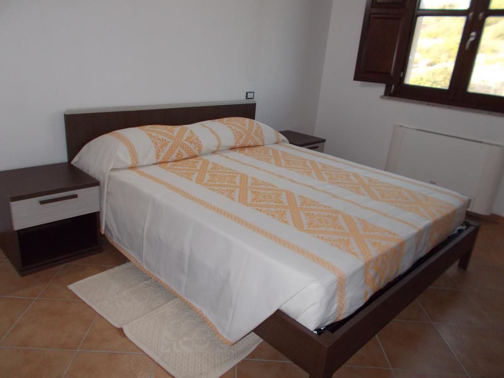 Agriturismo La Fillirea Sant' Antonio di Santadi Esterno foto